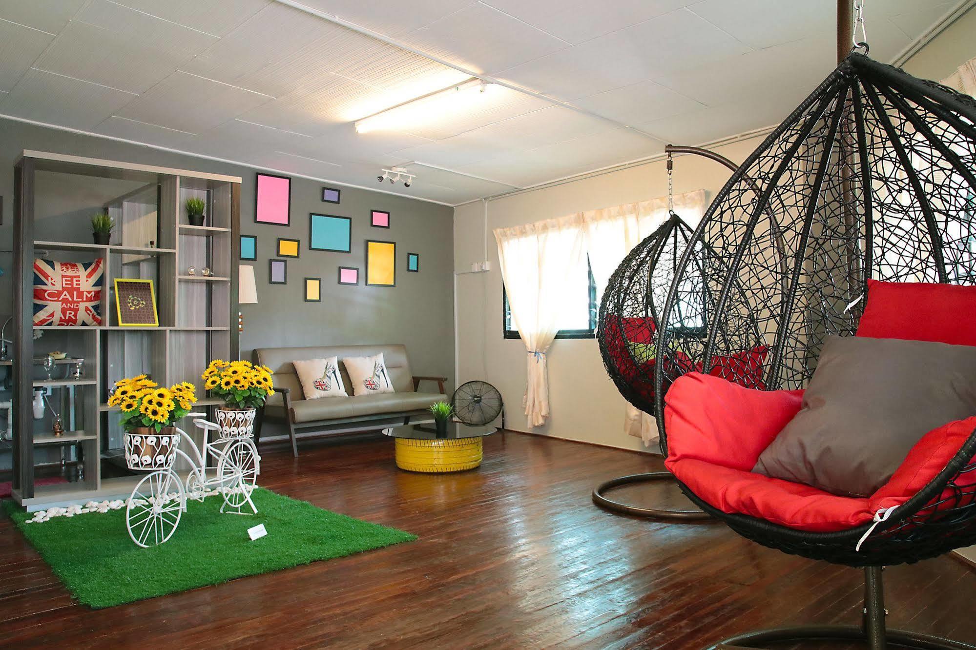 The Bunk By Olive Hostel Malacca Exterior foto